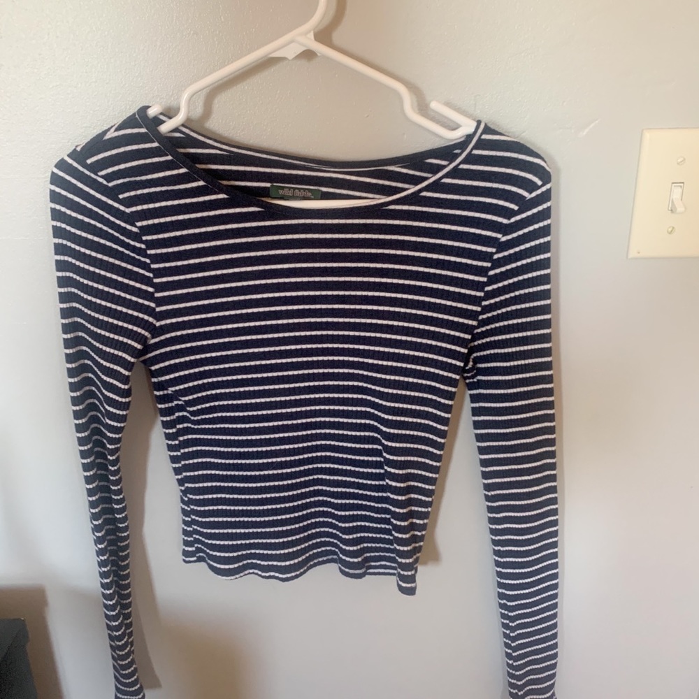 Cropped long sleeve tee